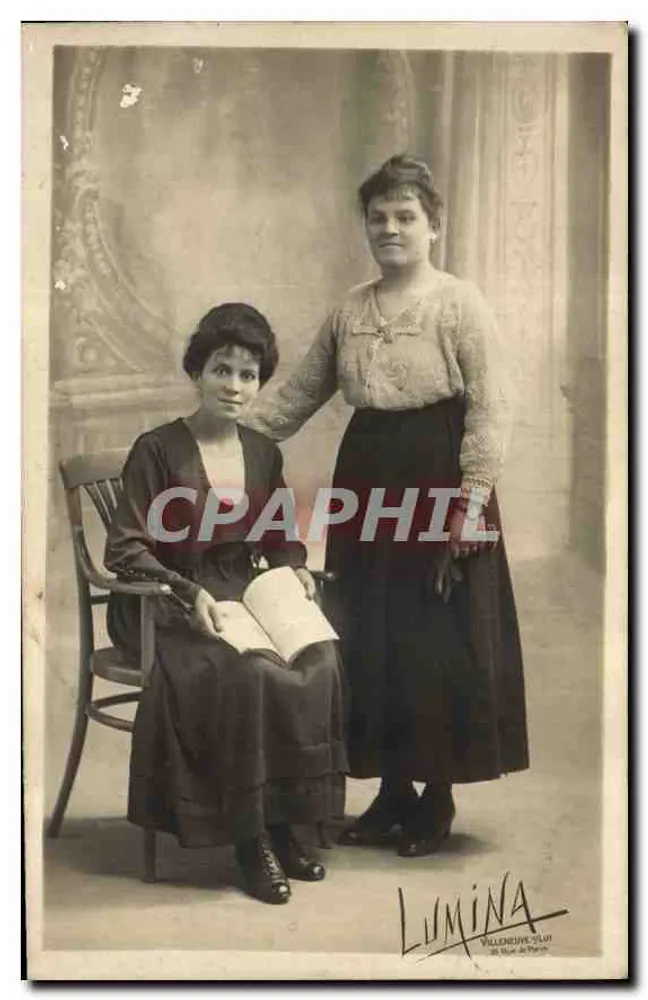 Duas jovens — estúdio fotográfico — Lumina, 38 Rue de Paris - Frente