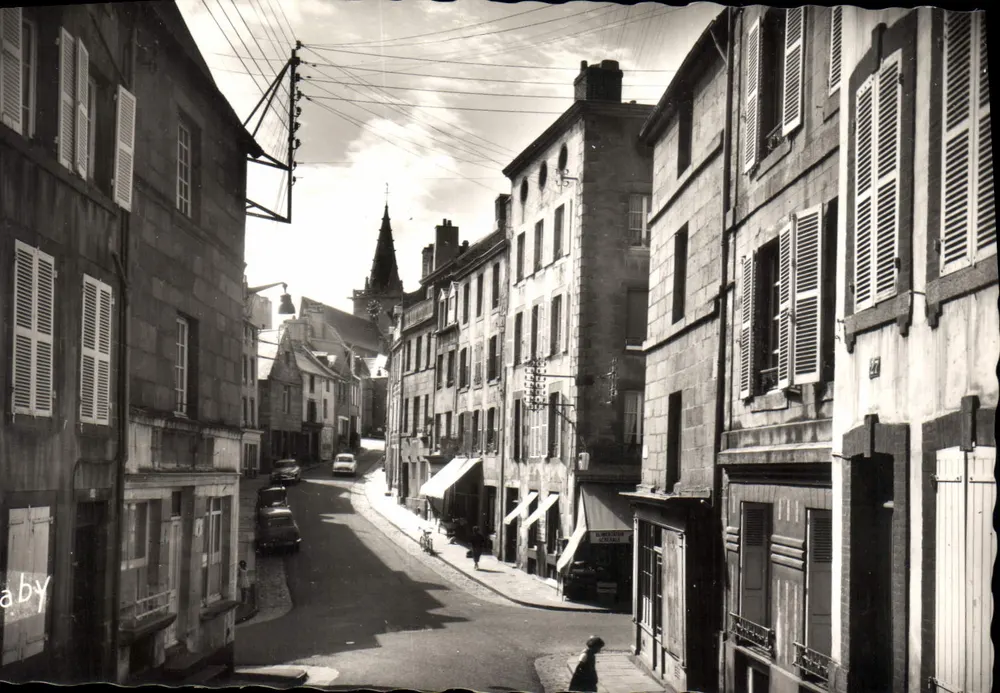 Granville (Manche) — A Rue Notre-Dame — Edições Gaby, Nantes - Frente