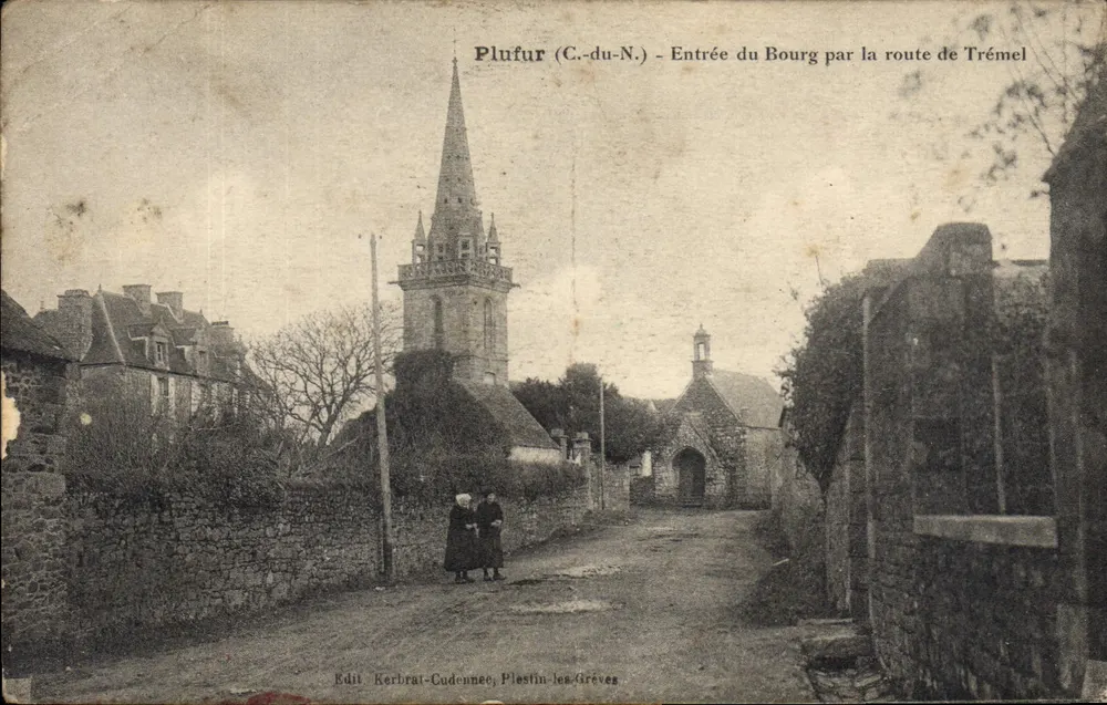 Plufur (C.-du-N.) — Entrée du Bourg par la route de Trémel — Edit Kerbrat-Codennec, Plesstin-les-Grèves - Vorderseite