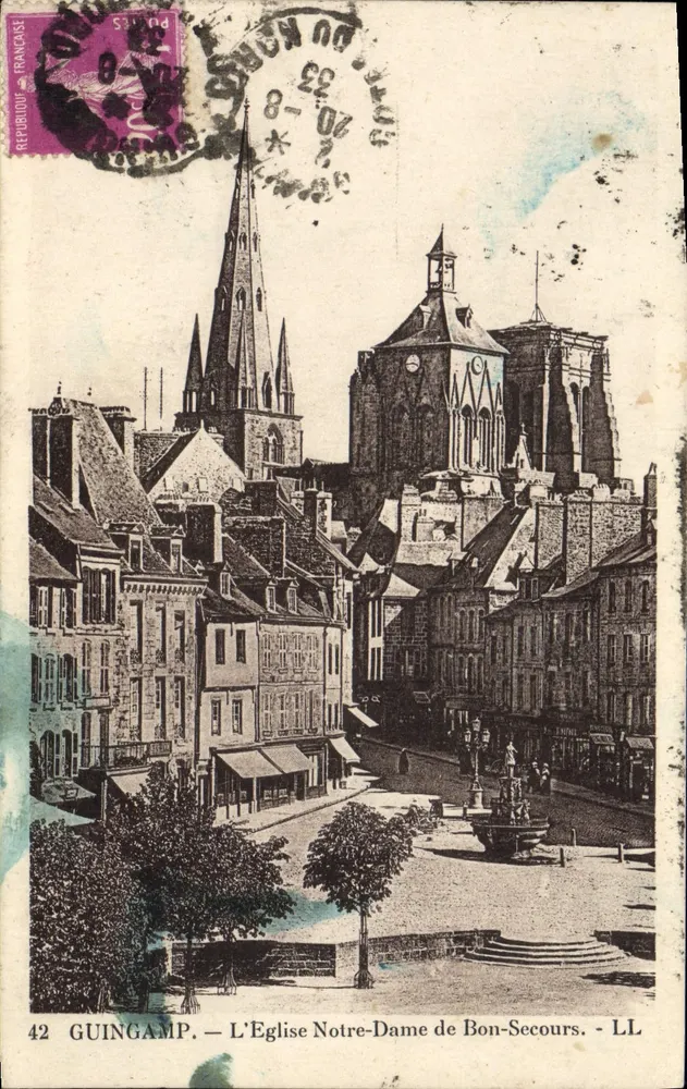 Guingamp — A Igreja de Nossa Senhora do Bom Socorro — LL - Frente