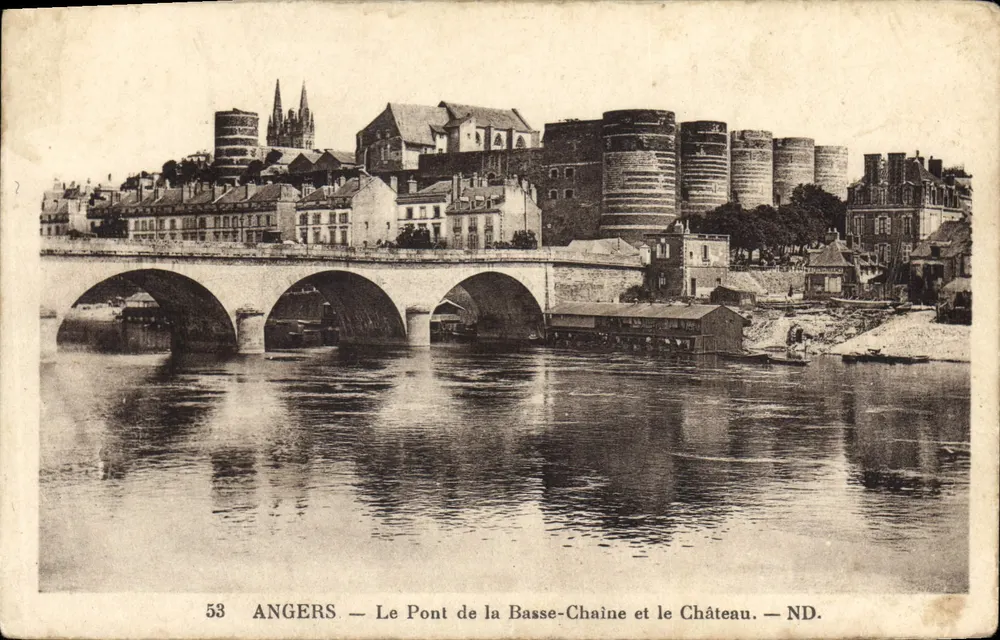 Angers — Die Brücke der Basse-Chaine und das Schloss — ND. - Vorderseite