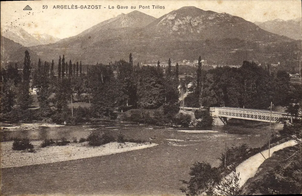 Argelès-Gazost — Ansicht des Gave am Pont Tillos - Vorderseite