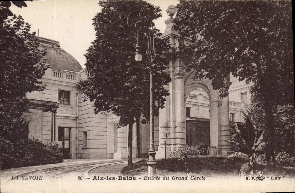 Aix-les-Bains — Eingang zum Grand Cercle — B.F. « Lux » - Vorderseite