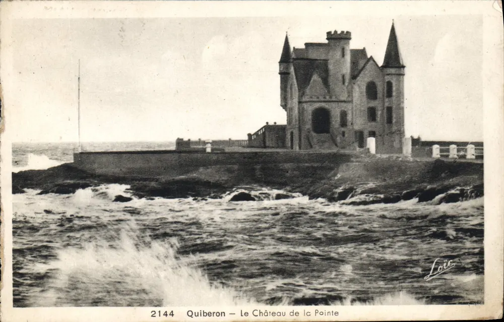Quiberon — Le Château de la Pointe — Édition Loïc, n° 2144 - Frente