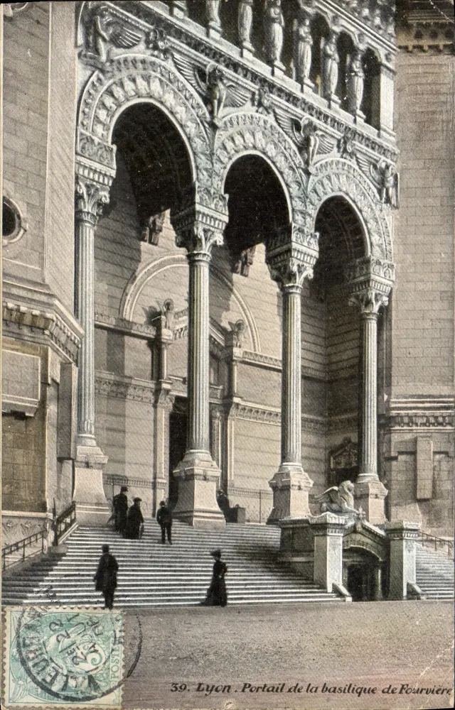Lyon. Portal da basílica de Fourvière — editor AUA PHOTO L.Y. & Cie, n°39 - Frente