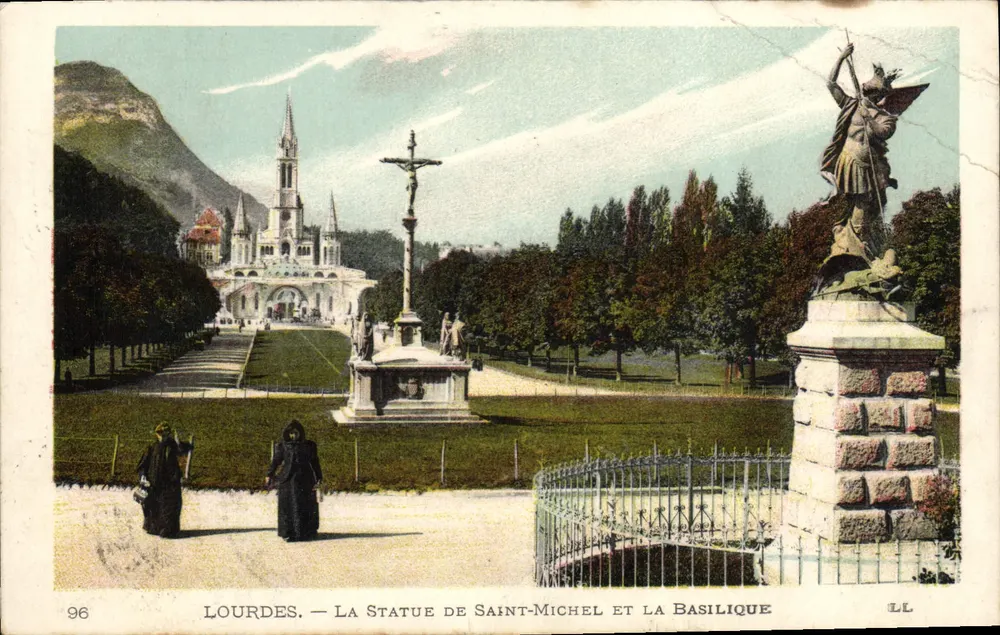 Lourdes — Die Statue des heiligen Michael und die Basilika — LL, n°96 - Vorderseite