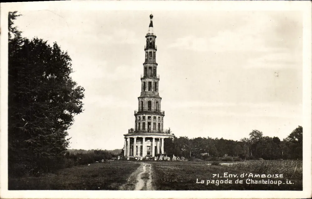 Pagoda w Chanteloup — Oaza Amboise — Wydawca LL - Awers