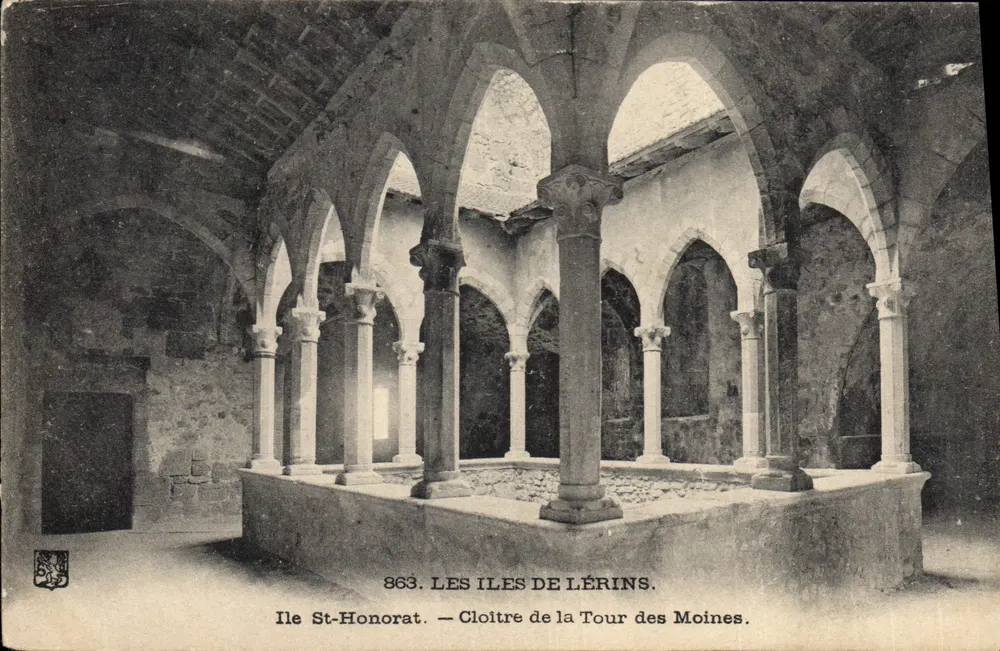 Insel St-Honorat — Cloister der Turm der Mönche — Die Inseln Lérins - Vorderseite