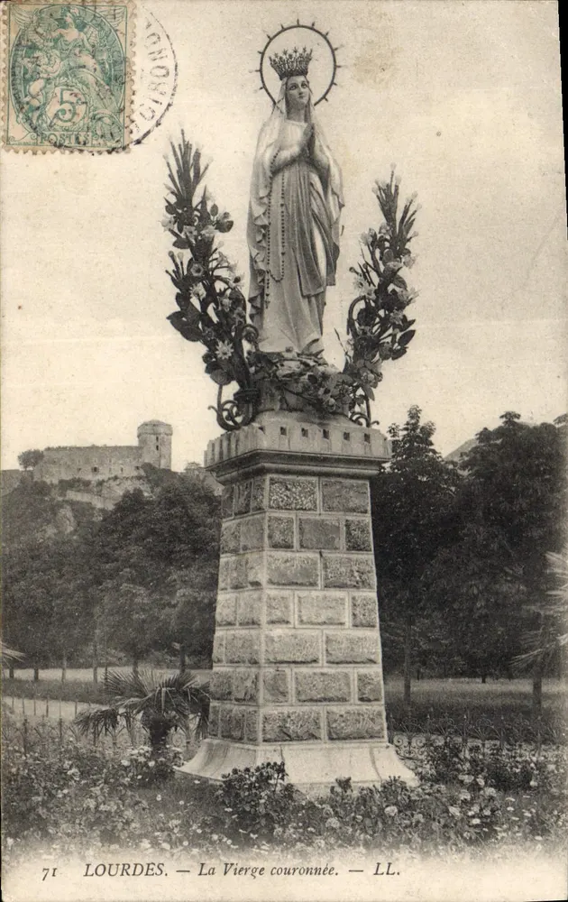 Lourdes — La Vierge couronnée — LL. — n°71 - Frente