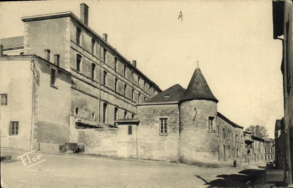 Saint-Maixent-l'École — Kasernen Canclaux — Artist Editions, Maucorau-Carrière - Niort - Vorderseite