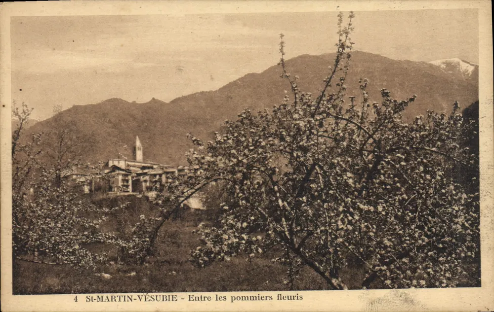 St-MARTIN-VÉSUBIE - Zwischen blühenden Apfelbäumen — Edition Motet, Bazar St-Martin-Vesubie - Vorderseite