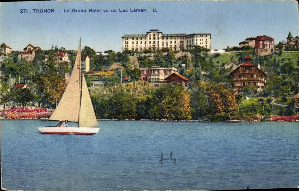 Thonon — Das Grand Hotel vom See Léman aus gesehen — LL - Vorderseite