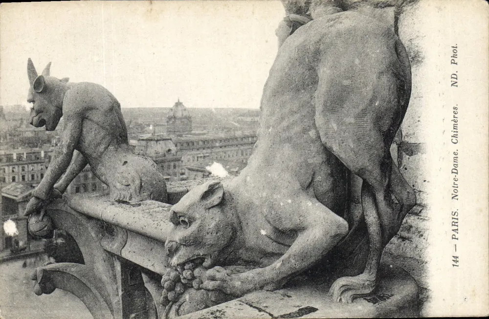 Gargalos da Catedral de Notre-Dame — Paris — Fot. ND. Chimères. 144 - Frente