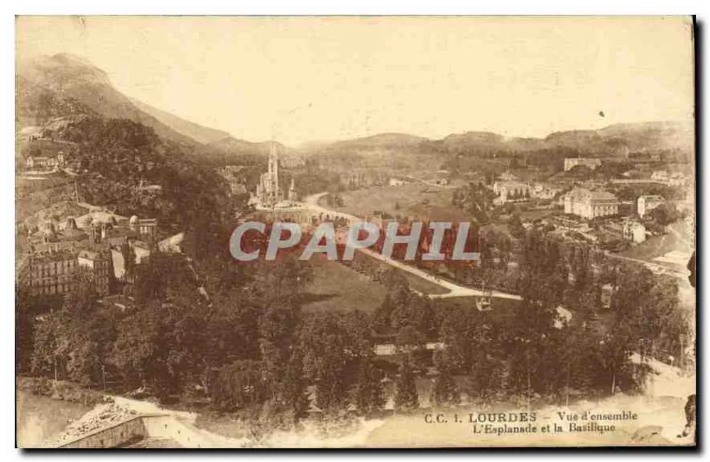 Lourdes — Vista generale dell'Esplanade e della Basilica — C.C. I. Lourdes - Recto
