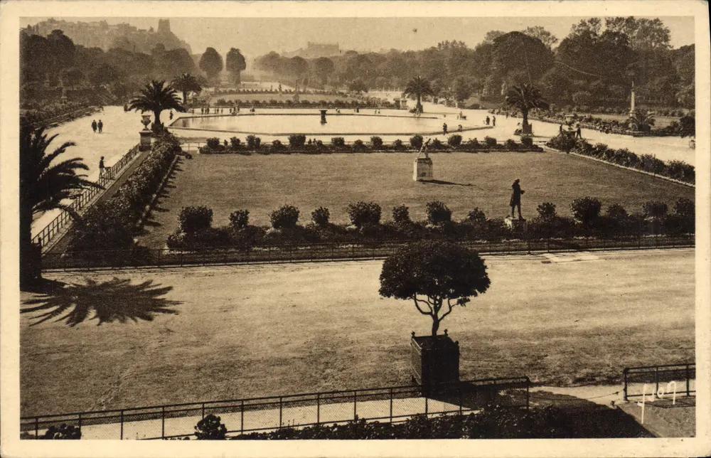 Luxemburger Gärten — Panoramablick — Paris - Vorderseite