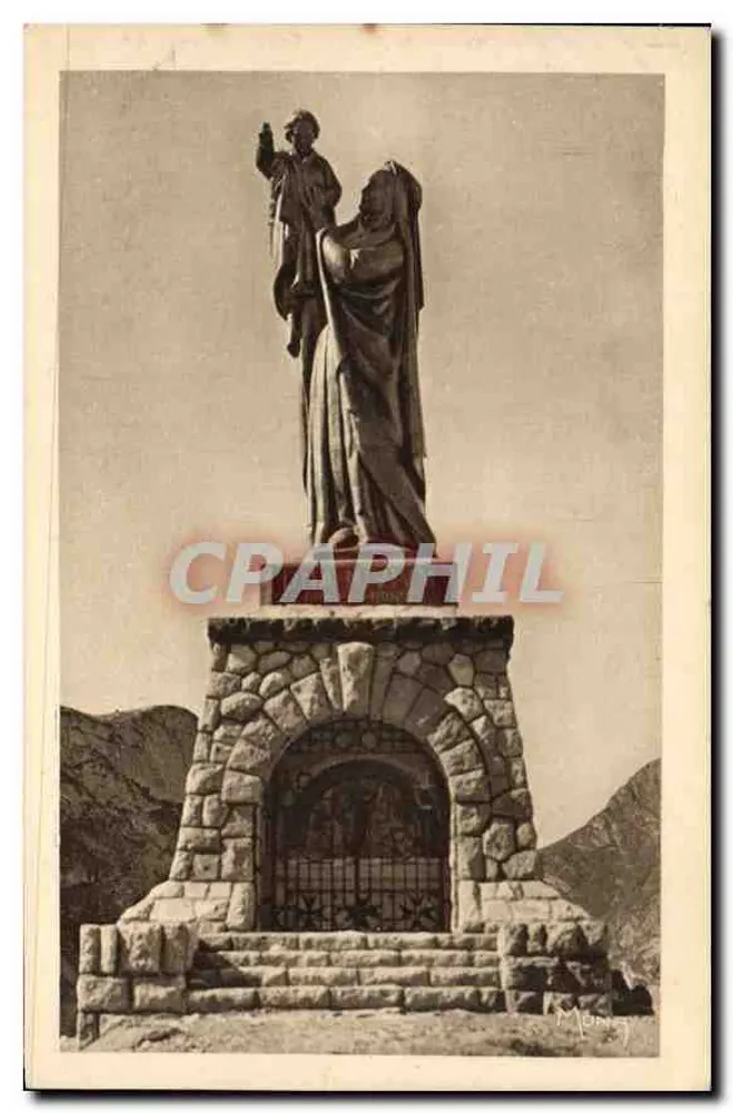 Gavarnie (Hautes-Pyrénées) — Notre-Dame-des-Neiges — monumentale Statue auf dem Turon-de-Holon - Vorderseite
