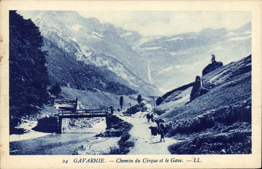 Gavarnie — Caminho do Circo e o Gave — LL. - Frente