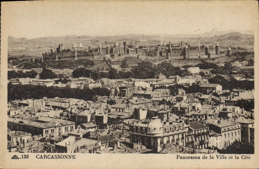 Carcassonne — Panorama der Stadt und der Citadel — Cie des Arts Photomécaniques, Nr. 138 - Vorderseite