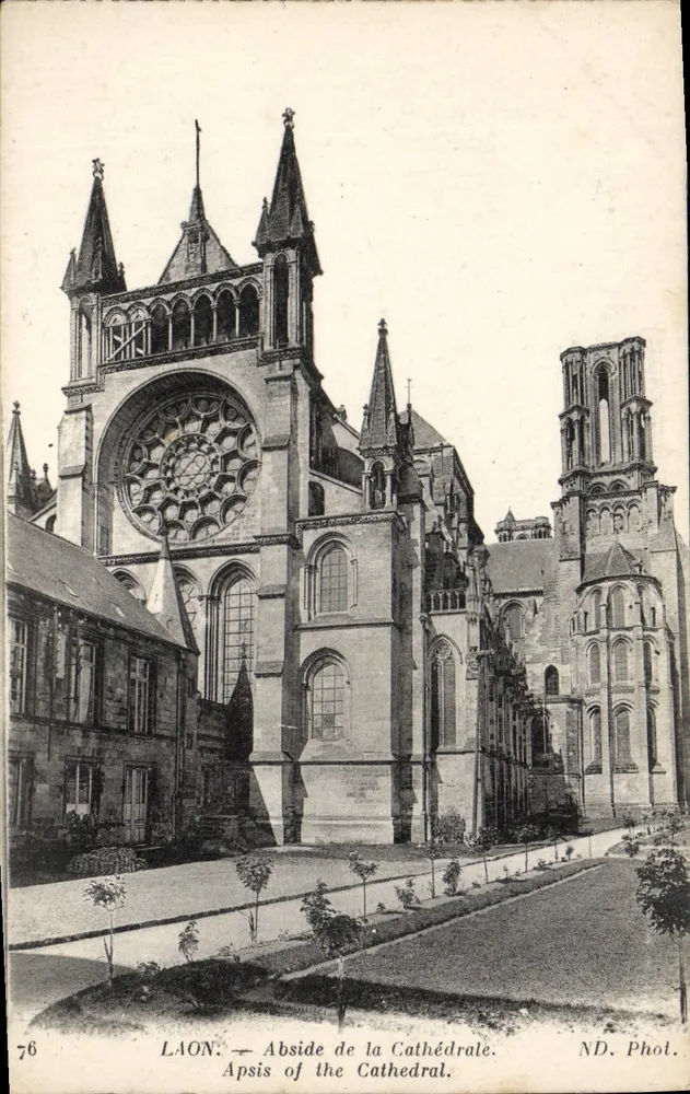 Laon — Apside da Catedral — ND. Fot. n°76 - Frente