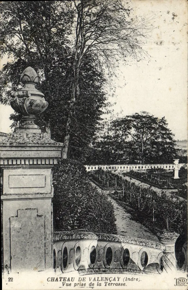 Schloss Valençay (Indre) — Ansicht vom Terrassenbereich — JND Hoe - Vorderseite