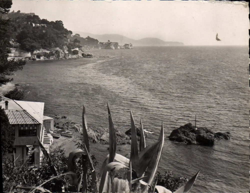 Toulon-sur-Mer — Os Flots Azuis — Éditions du Crabe, Paris - Frente