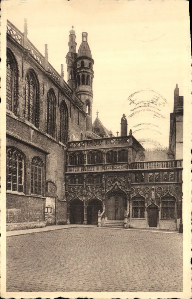 Bruges — Basílica do Sangue Santo — editor Van de Gouden Boom, série 31 - Frente