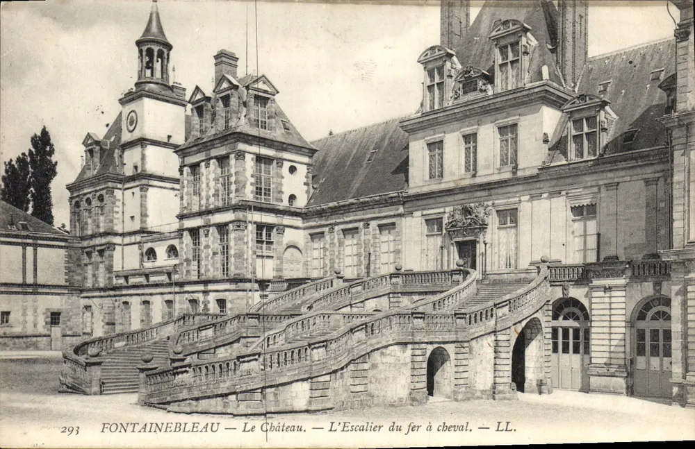 Fontainebleau — Das Schloss — Die Pferdestiege — LL. — n°293 - Vorderseite