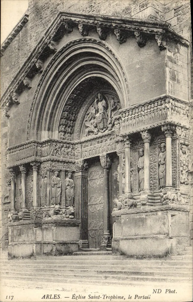Arles — Kirche Saint-Trophime, der Portal — ND Phot. - Vorderseite