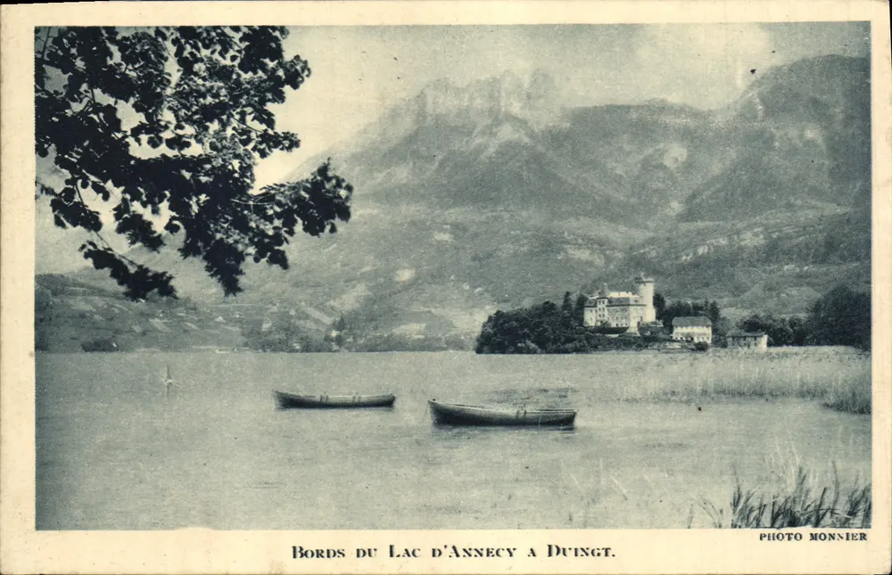 Margens do Lago d'Annecy em Duingt — Foto Monnier - Frente