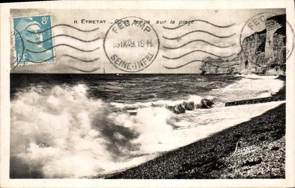 Etretat — Grande tempo na praia — Edição Lucien Le Bére - Frente