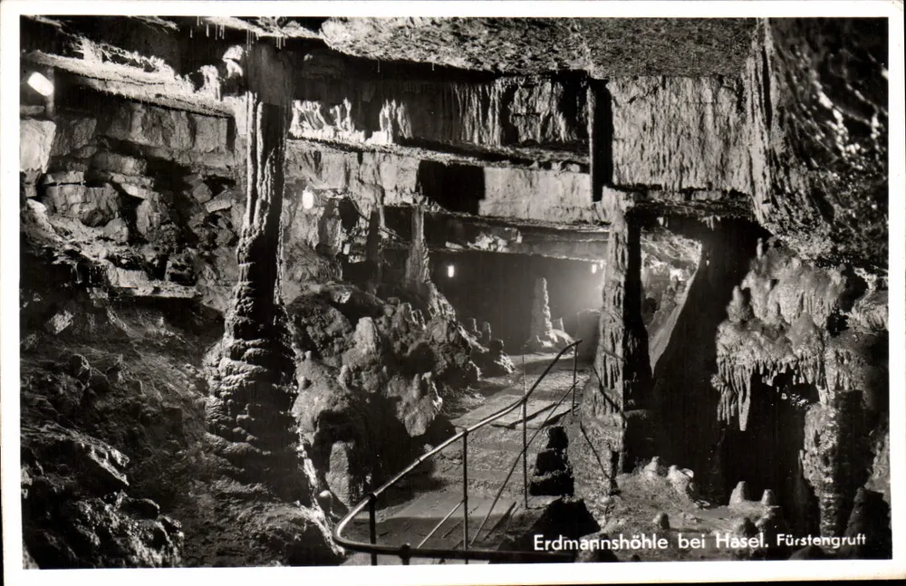 Erdmannshöhle bei Hasel — Prinsengraf — Gebirg. Meiz, Tübingen - Voorkant
