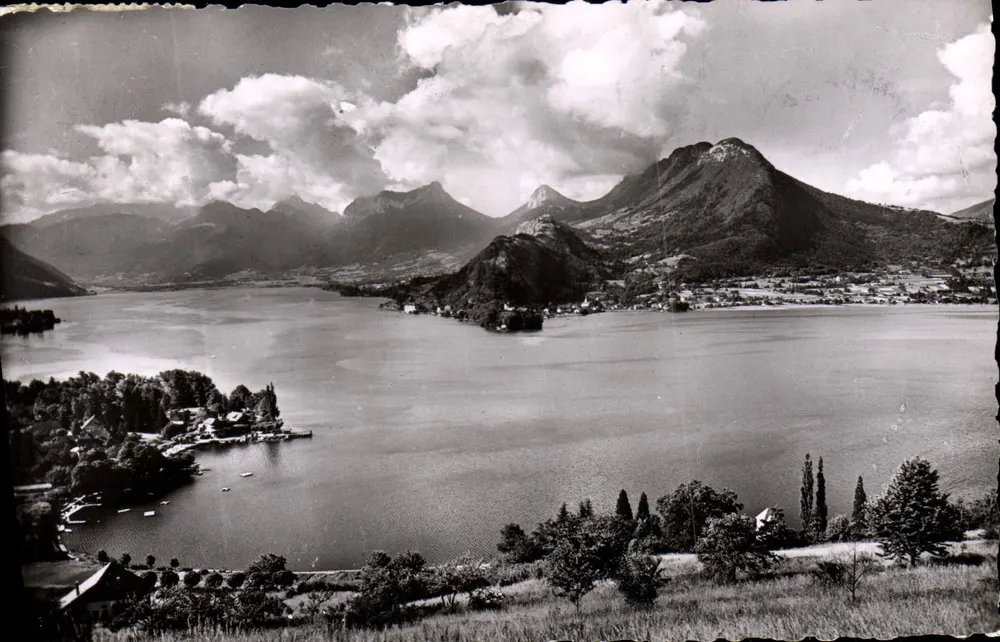 Lago de Annecy — vista panorâmica — Edições CIL, Annecy - Frente