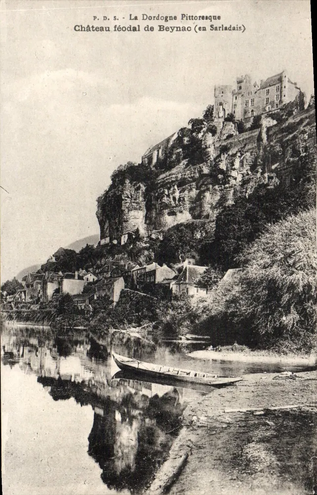 Burg Beynac (im Sarladais) — Die malerische Dordogne — Fot. P. Daudlat & Sarlat - Vorderseite