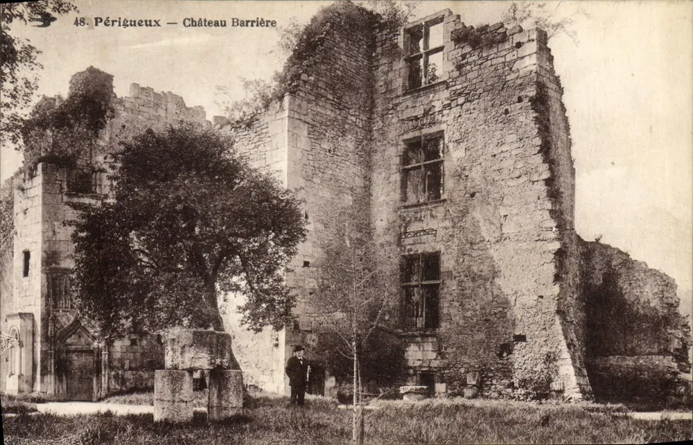 Périgueux — Castelo Barrière — Editor desconhecido, n° 48 - Frente