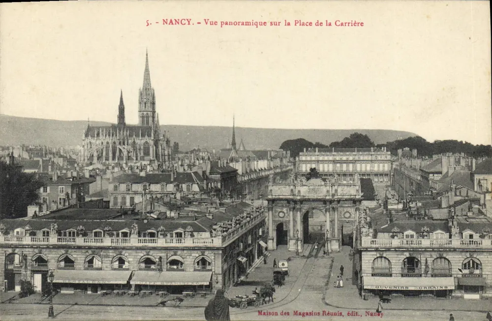 NANCY — Panoramablick auf die Place de la Carrière — Maison des Magasins Réunis, Verlag Nanay - Vorderseite
