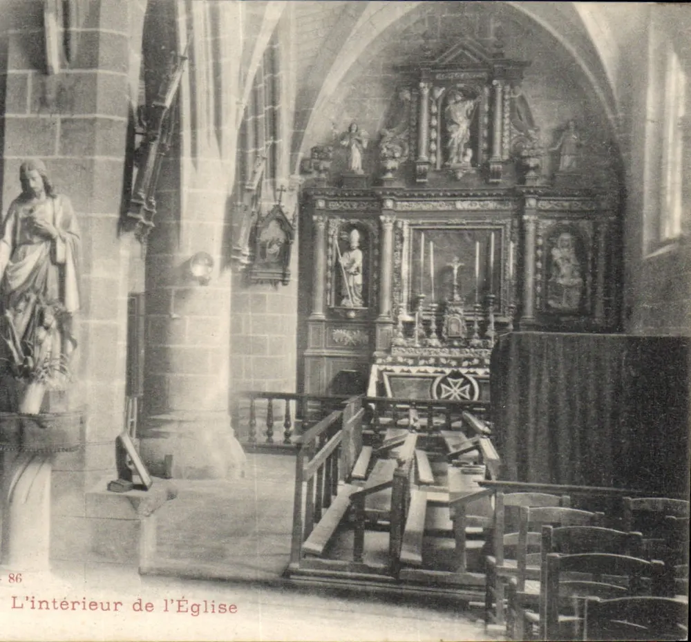 Interior da Igreja — vista do altar e do coro — série 86 - Frente