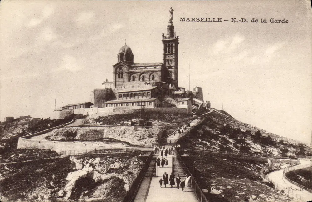 Marselha — N.-D. de la Garde — editor Proces - Frente
