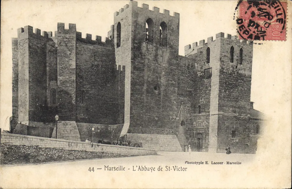 Marseille — A Abadia de São Vicente — Fototipia E. Lacour - Marseille - Frente