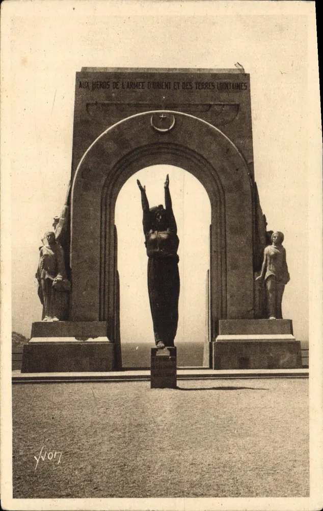 Denkmal für die Helden der Armee des Ostens und der fernen Länder — Marseille — Yvorj - Vorderseite