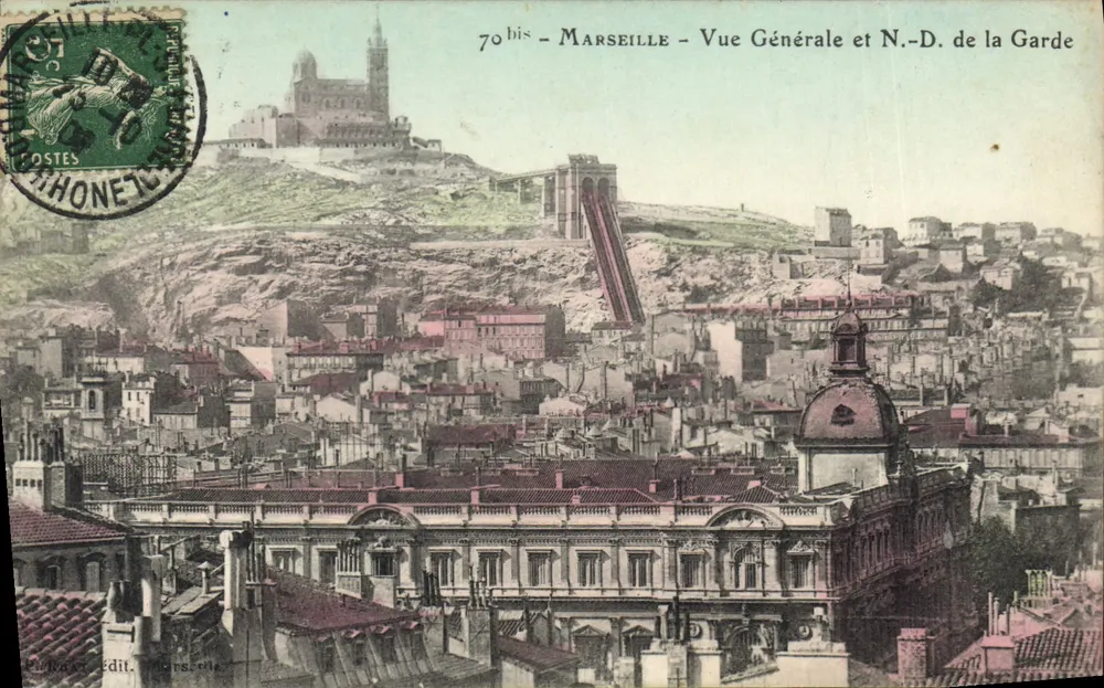 Marseille — Allgemeiner Blick und Notre-Dame de la Garde — Verlag: L. Warchédit, Marseille - Vorderseite