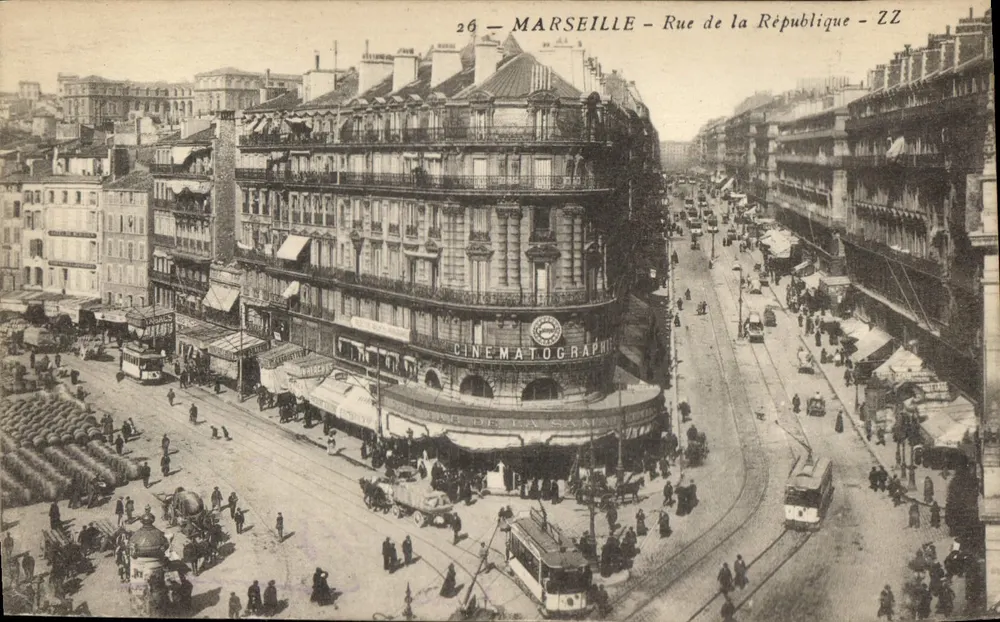 MARSEILLE — Rue de la République — Cinématographie de la Sainte - Frente