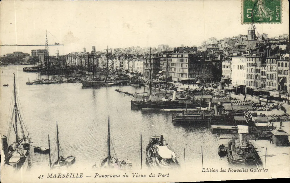 Marseille — Panorama des Vieux-Port — Edition der Nouvelles Galeries - Vorderseite