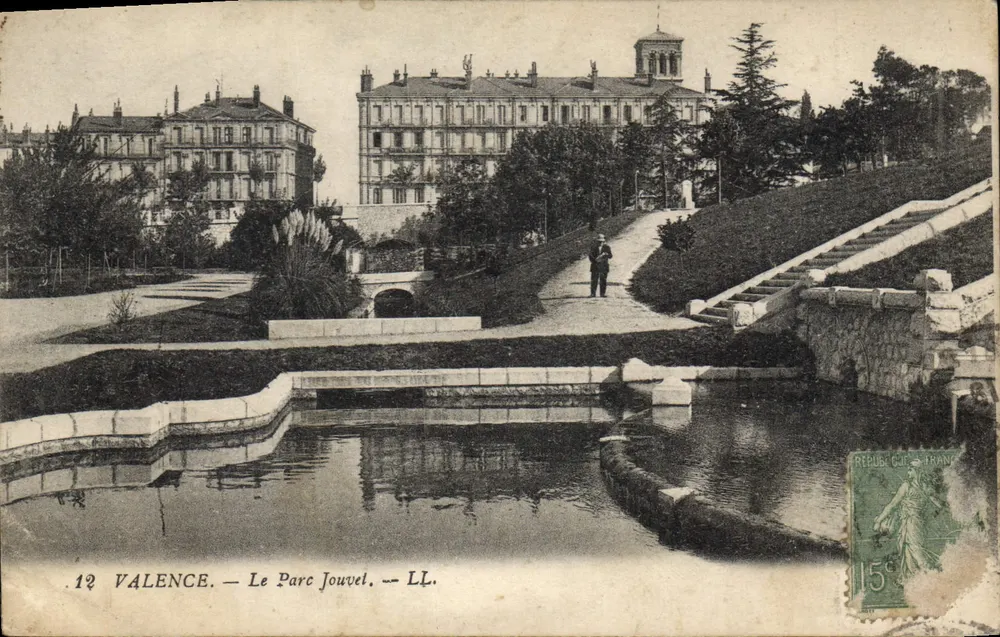 Valência — O Parque Jouvet — LL. - Frente