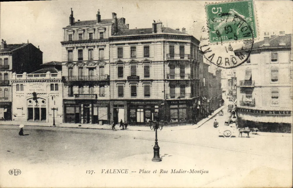 Valence -- Place et Rue Madier-Montjau — Éditeur E.D. n°127 - Vorderseite