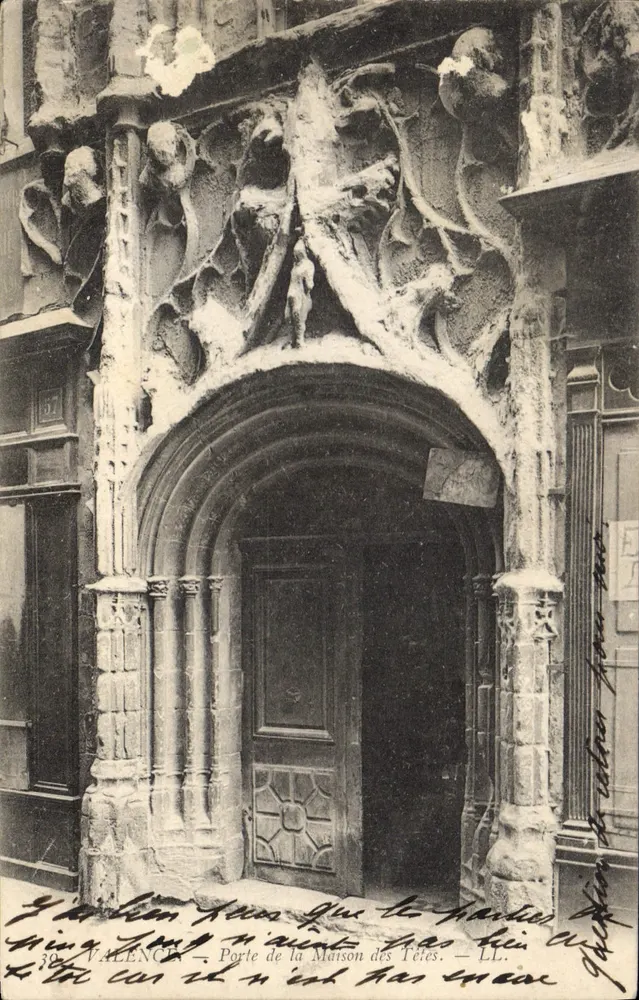 Valência — Porta da Casa das Cabeças — LL. - Frente
