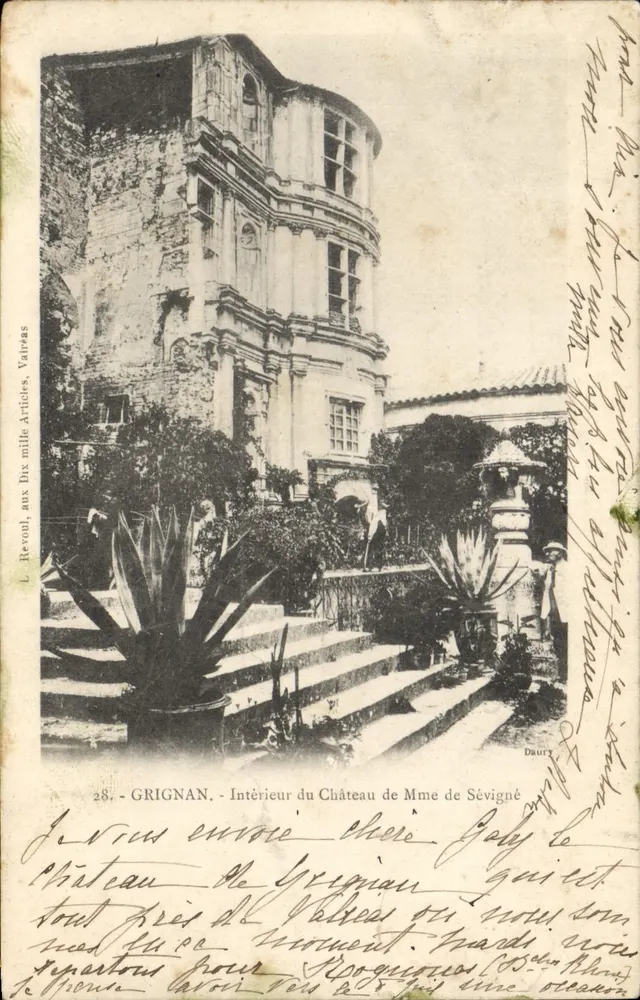 Grignan — Innenansicht des Schlosses der Frau de Sévigné — L. Revoult, aux Dix mille Articles, Vairas - Vorderseite