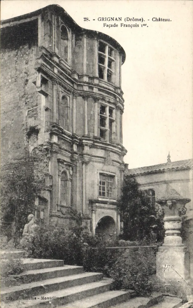 Grignan (Drôme) - Château. Façade François 1er. - Frente