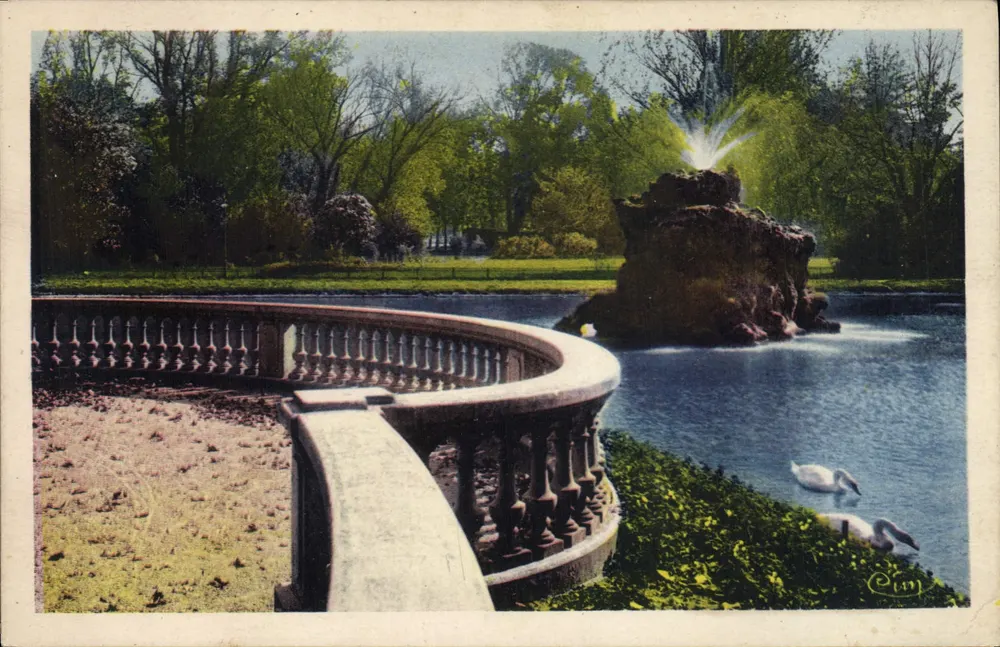 Montélimar (Drôme) — Öffentlicher Garten - Die Terrasse — Verlag Combier & Tin Alun, Nr. 84 - Vorderseite