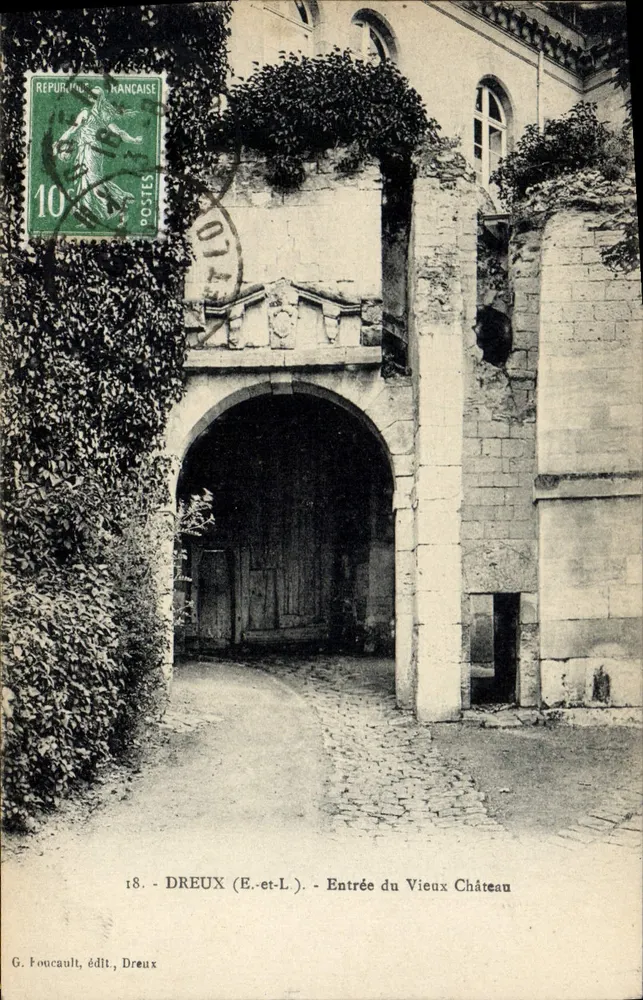Dreux (E.-et-L.) — Entrada do Velho Castelo — G. Foucault, editor, n°18 - Frente