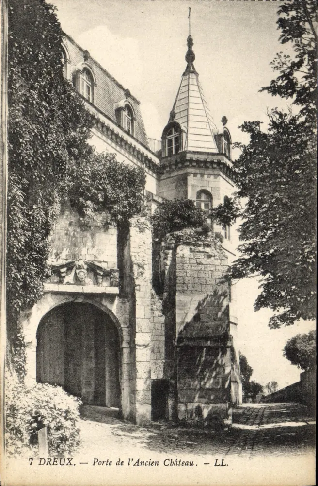 Dreux — Porte de l'Ancien Château — LL. - Frente